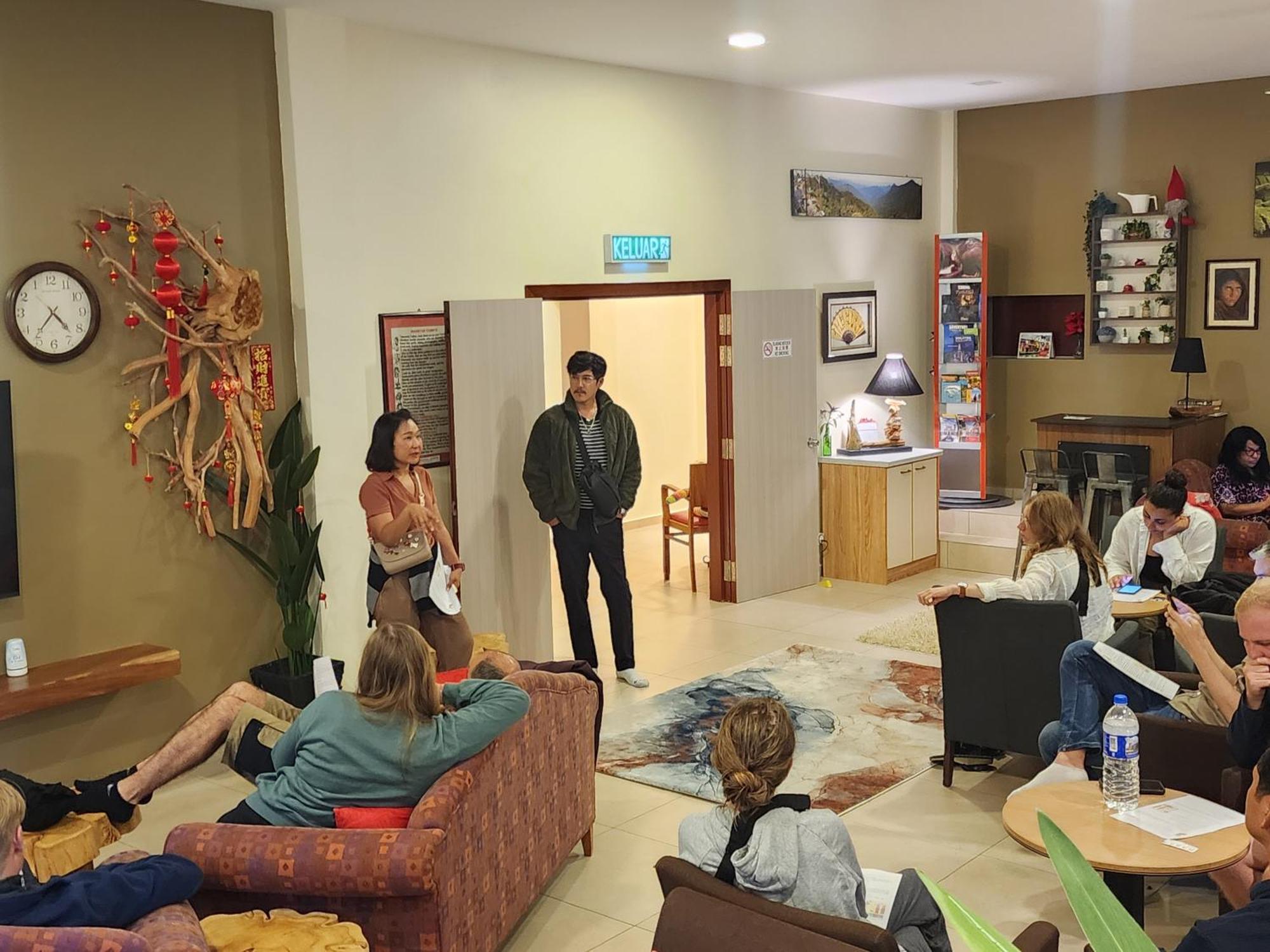Fathers Guesthouse Age 7 Years Old And Above Only タナ・ラタ エクステリア 写真